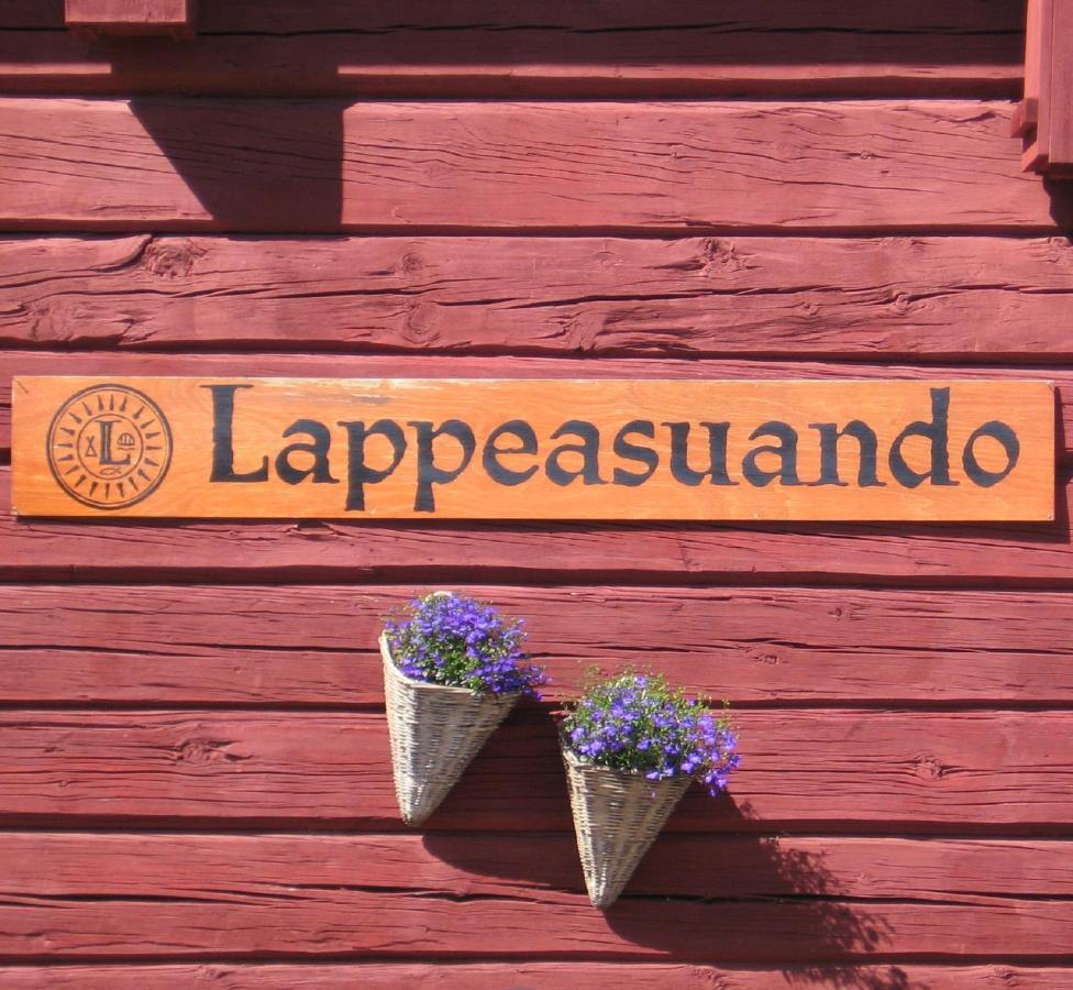 Lappeasuando Lodge Puoltikasvaara Екстер'єр фото
